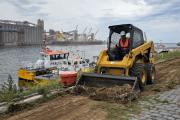 Puerto Quequén: Continúan los trabajos de limpieza y mantenimiento