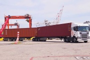Un bitren comienza a operar en el Puerto de Buenos Aires y marca un avance clave en la logística nacional