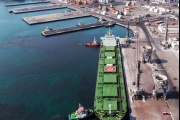 Perú apunta al Golfo: refuerza su estrategia logística para conquistar Medio Oriente