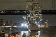 Tragedia en Nueva York: el buque escuela mexicano Cuauhtémoc colisionó con el puente de Brooklyn