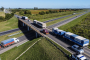 El Gobierno desreguló las tarifas para el transporte de cargas y libera la negociación de precios