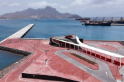 El nuevo Puerto de Cruceros de Mindelo inicia sus operaciones con la llegada del Scenic Eclipse