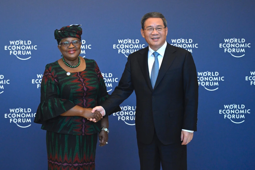 China renuncia a privilegios de la OMC para aliviar tensiones con Estados Unidos