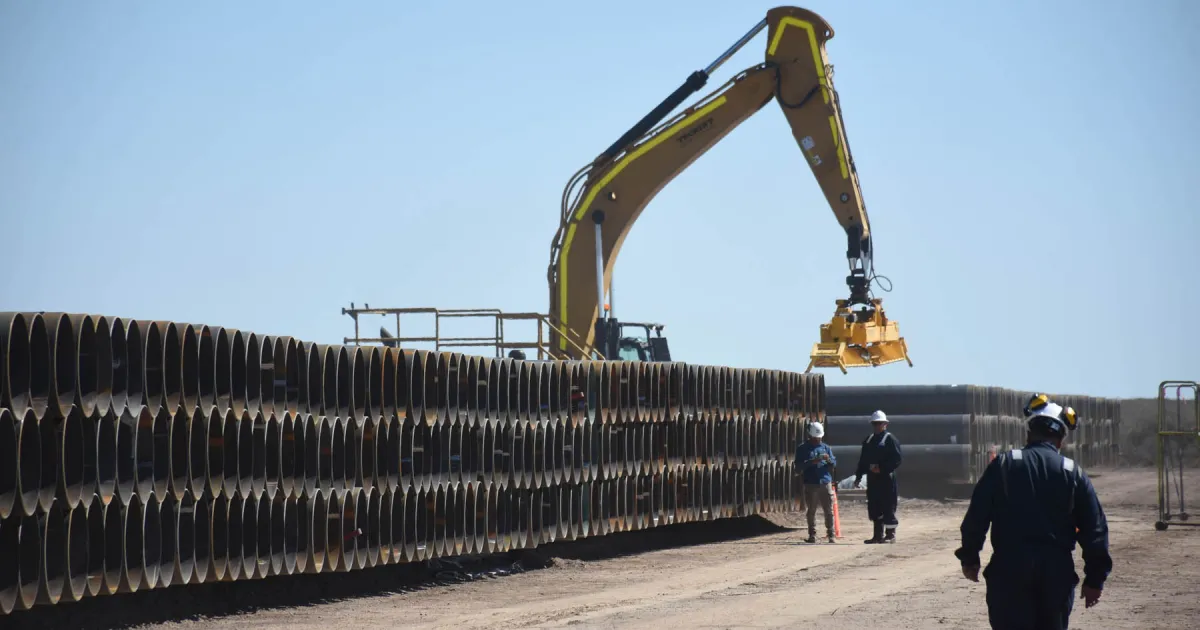 La gran obra de Vaca Muerta avanza a ritmo acelerado: apuntan a fines de 2026 para exportar desde Río Negro