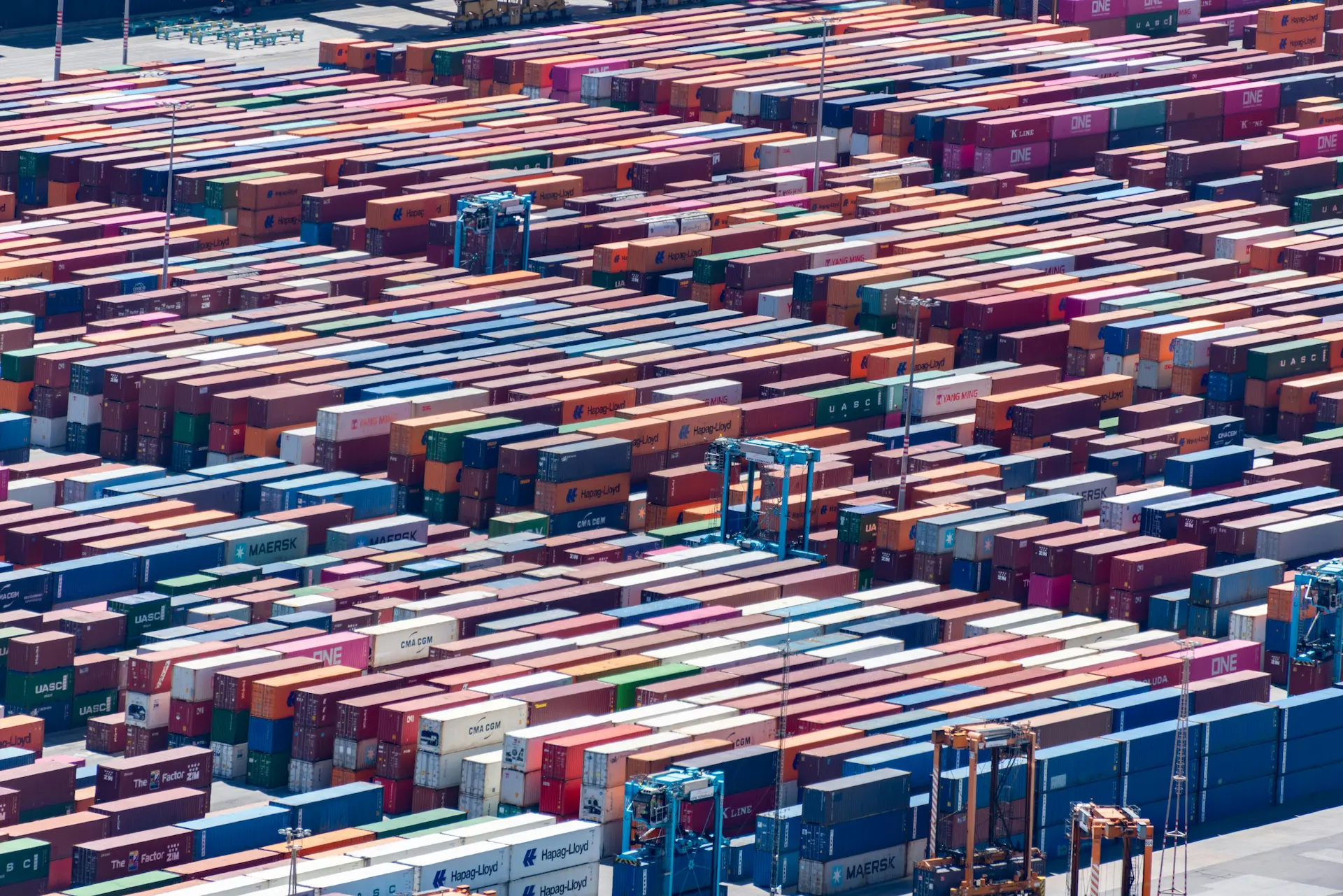 UNCTAD: Comercio global supera el medio billón de dólares en el primer semestre de 2025