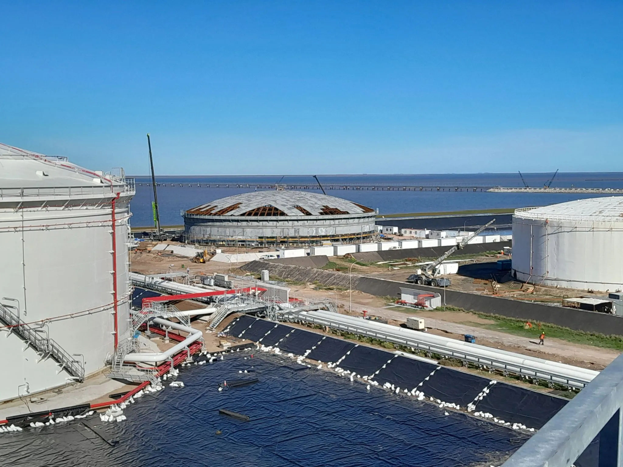 Puerto Rosales duplicará suma dos nuevos tanques de Otamérica para exportar crudo