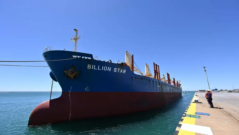 San Antonio Este se consolida como hub energético: arriban insumos críticos para el GNL y el oleoducto Vaca Muerta Sur