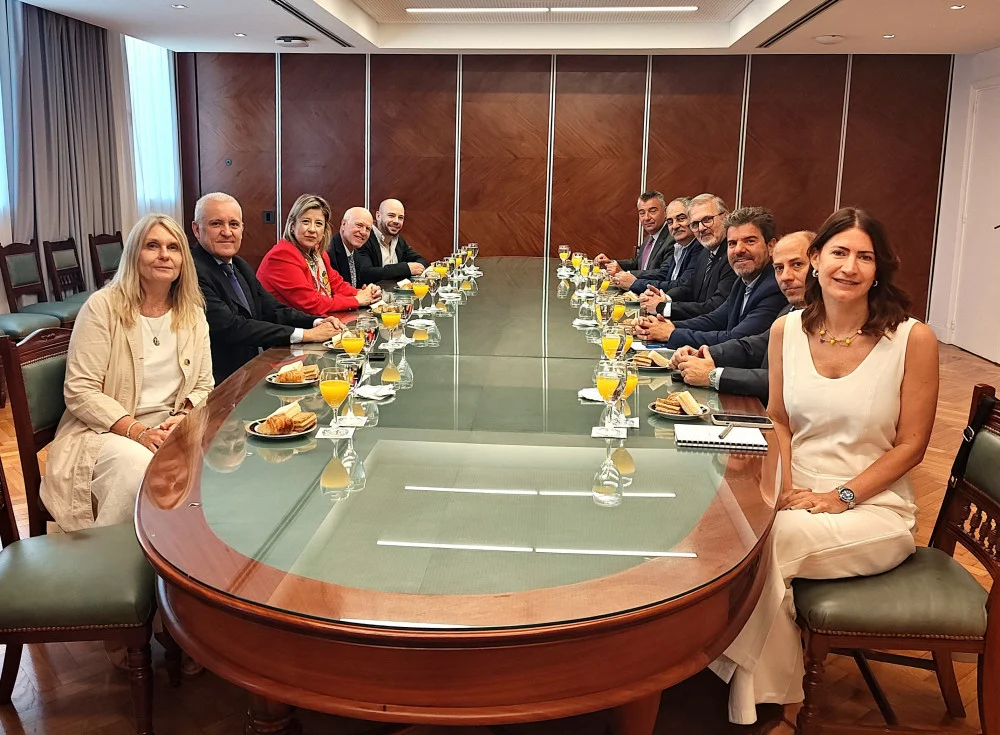 La Bolsa de Cereales y el Ministerio de Seguridad refuerzan la agenda de trabajo para el sector agroindustrial