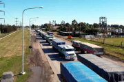 Transportistas advierten que la suba del gasoil compromete la continuidad del servicio