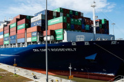 El Canal de Panamá creció en tránsitos y tonelaje en el primer semestre 2025-2026