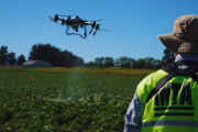 El INTA y la Facultad de Ciencias Agrarias de Balcarce desarrollaron un protocolo para medir la deriva de fitosanitarios en aplicaciones con drones