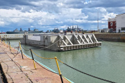 TANDANOR puso en operación una compuerta flotante en el Dique de Carena N.º 2 de la Base Naval Puerto Belgrano
