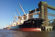Paraguay promulgó la ley que habilita la relocalización de su zona franca en el puerto de Rosario