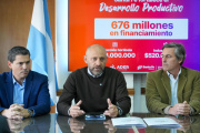 Santa Fe destinó más de $3.200 millones para sostener las cadenas textil, hortícola, frutillera y arrocera
