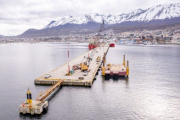 El Puerto de Ushuaia renovará 75 defensas en su Muelle Comercial tras el llamado a licitación pública