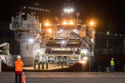 Puerto Quequén cargó el primer buque con equipamiento para la terminal offshore de Punta Colorada vinculada al VMOS