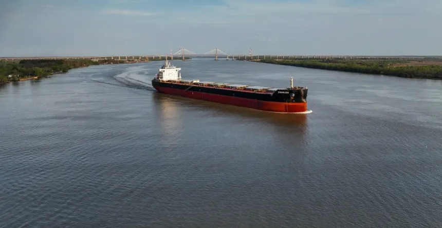 Finalizó la consulta pública: Entidades presentaron sus propuestas técnicas para la licitación de la Vía Navegable Troncal